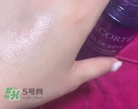 小棕瓶和小紫瓶哪個(gè)好？小棕瓶和黛珂小紫瓶哪個(gè)先用