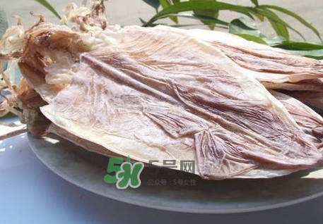 魷魚(yú)干可以煲湯嗎？魷魚(yú)干可以燉湯嗎