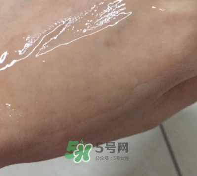 神仙水和雪花秀哪個好？神仙水和雪花秀潤燥精華順序