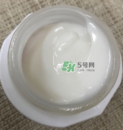 薇姿水光煥白乳霜怎么樣？薇姿水光煥白乳霜好用嗎？