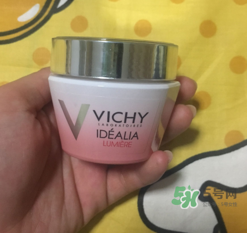 薇姿水光煥白乳霜怎么樣？薇姿水光煥白乳霜好用嗎？