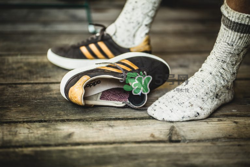 adidas munchen啤酒節(jié)主題運(yùn)動鞋在哪買_什么時候發(fā)售？