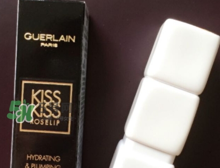 嬌蘭親親唇膏白管和黑管哪個(gè)好？嬌蘭白管和黑管區(qū)別