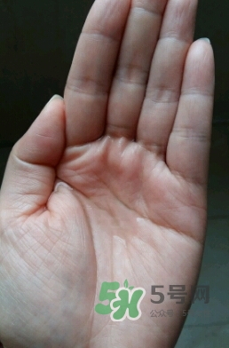 悅木之源菌菇水和健康水哪個好？菌菇水和健康水對比