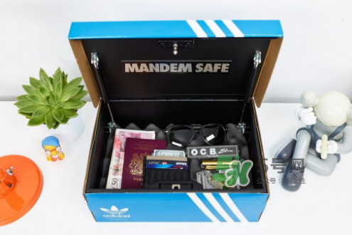 adidas鞋盒保險(xiǎn)柜多少錢(qián)？阿迪達(dá)斯鞋盒保險(xiǎn)柜價(jià)格