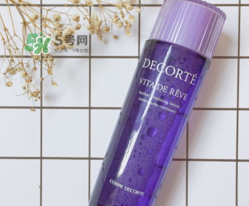 黛珂紫蘇水和sk2神仙水哪個好？紫蘇水可以和神仙水一起用嗎