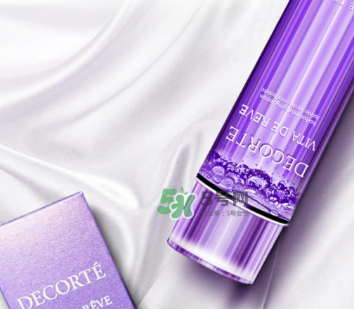 黛珂紫蘇水和cpb水磨精華哪個(gè)好？紫蘇水和cpb水磨搭配