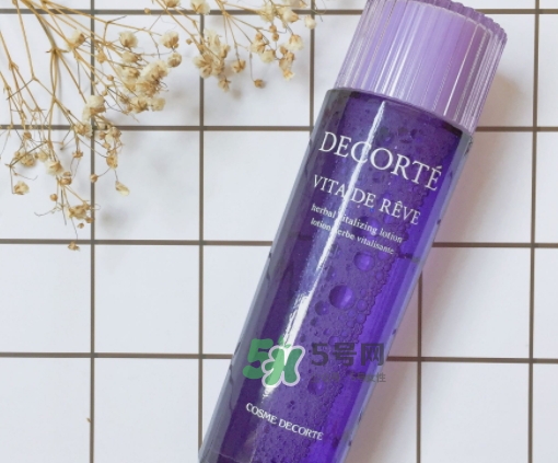 黛珂紫蘇水和城野醫(yī)生收斂水哪個好？紫蘇水和收斂水對比