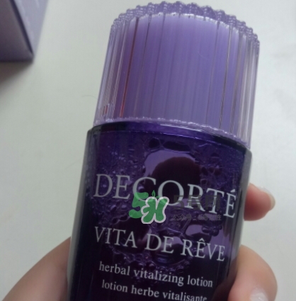 黛珂紫蘇水和城野醫(yī)生收斂水哪個好？紫蘇水和收斂水對比