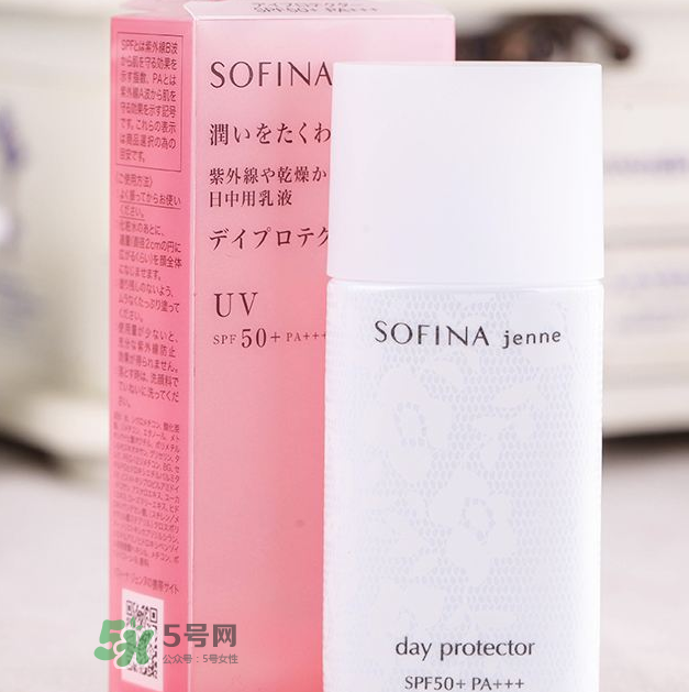 蘇菲娜白蕾絲防水嗎？蘇菲娜白蕾絲悶痘嗎？