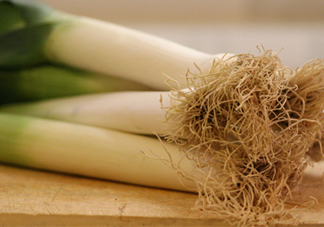 大蔥有病毒怎么去除？大蔥有黃點(diǎn)是什么原因