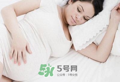 羊水栓塞發(fā)生在什么時候？羊水栓塞癥狀