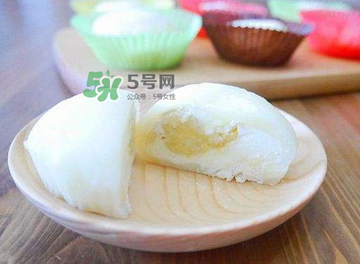 冰皮月餅粉可以做雪媚娘嗎？雪媚娘和冰皮月餅區(qū)別