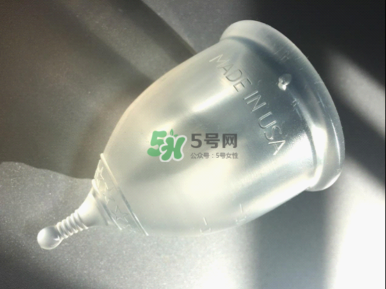 衛(wèi)生棉條和衛(wèi)生巾哪個好？衛(wèi)生棉條和衛(wèi)生巾的區(qū)別