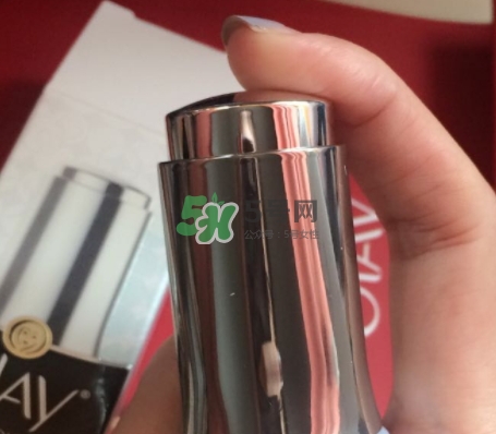 olay小白瓶會長毛嗎？olay小白瓶長黑毛是怎么回事？