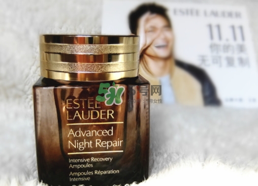 雅詩(shī)蘭黛小棕瓶安瓶膠囊怎么樣？雅詩(shī)蘭黛小棕瓶膠囊功效