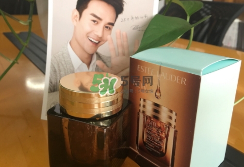 雅詩蘭黛小棕瓶膠囊多少錢？小棕瓶安瓶膠囊專柜價格