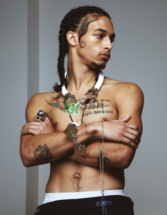 AMBUSH是什么牌子_是什么檔次_哪里買(mǎi)？