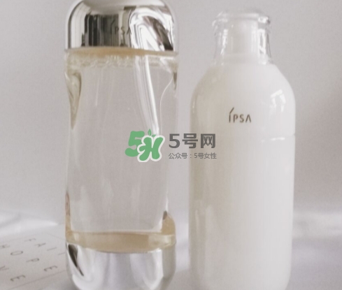 ipsa流金水是玻璃瓶嗎？流金水是塑料的嗎