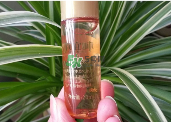 相宜本草山茶花系列怎么樣？相宜本草山茶花系列適合什么年齡？