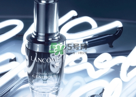 蘭蔻小黑瓶和sk2小燈泡哪個(gè)好？蘭蔻小黑瓶和小燈泡怎么用