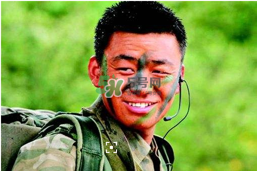 神似王寶強大一新生是誰？神似王寶強大一新生叫什么名字？