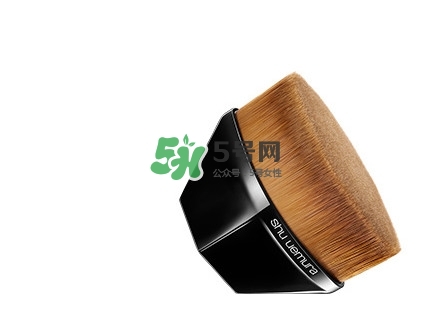 植村秀55號(hào)粉底刷好用嗎？植村秀55零刷痕粉底刷怎么用