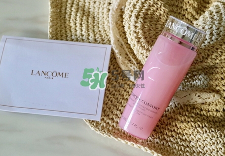 蘭蔻粉水適合夏天用嗎_蘭蔻粉水夏天可以用嗎 蘭蔻粉水適合夏天用嗎_蘭蔻粉水夏天可以用嗎