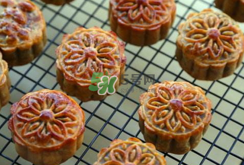 月餅回油要放冰箱嗎？月餅回油怎么存放？