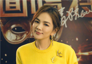 蒙面唱將猜猜猜Ella同款衣服什么牌子？