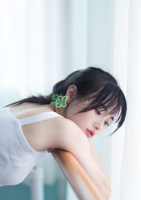 女金膠囊經(jīng)期可以吃嗎？女金膠囊什么時候吃最好？