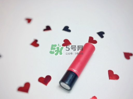 mac油畫(huà)棒唇膏怎么用？mac魅可油畫(huà)棒唇膏真假鑒別