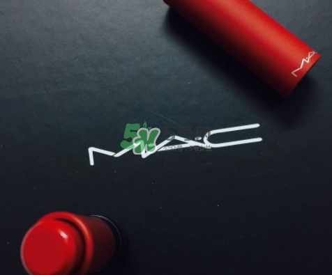 mac油畫(huà)棒唇膏怎么用？mac魅可油畫(huà)棒唇膏真假鑒別