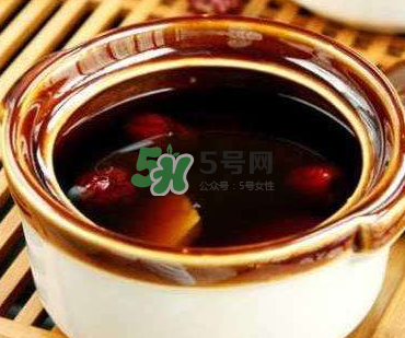 男人能喝紅糖水嗎？男人喝紅糖水有什么好處？