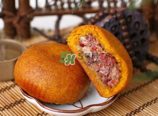 云腿月餅好吃嗎？云腿月餅?zāi)膫€(gè)牌子好吃？