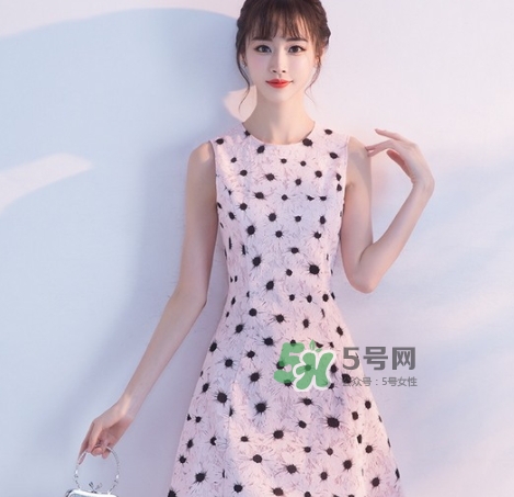 十月份去三亞穿什么衣服？10月份去三亞穿衣搭配