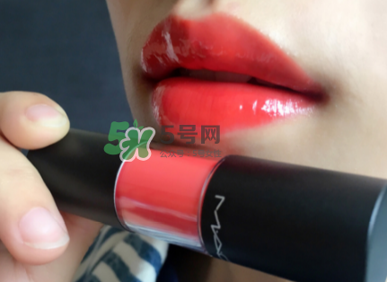 魅可棒棒糖唇釉持久度怎么樣？魅可清新唇釉好用嗎？