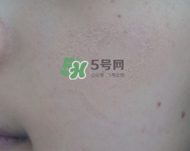 cpb光潤粉凝膏粉底膏怎么樣？cpb光潤粉底膏粉凝膏好用嗎