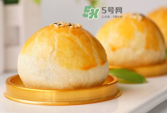 蛋黃酥熱量高嗎？一個蛋黃酥的熱量