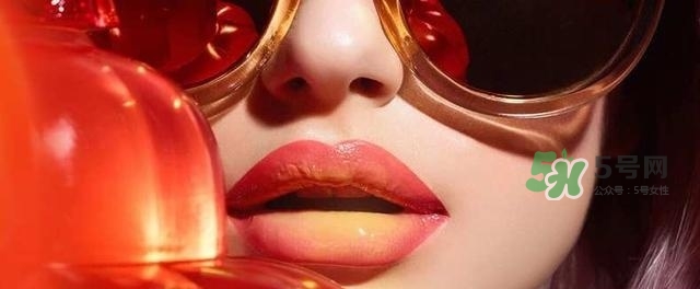 魅可棒棒糖唇釉持久度怎么樣？魅可清新唇釉好用嗎？