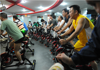 動感單車會讓腿變粗嗎？動感單車會不會把腿練粗？