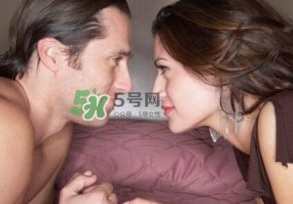 男人出軌前有什么征兆？為什么男人更容易出軌？