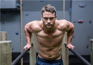 健身吃蛋白粉還是增肌粉好？健身吃蛋白粉有什么用？