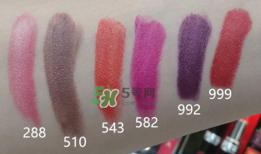 迪奧夾心999多少錢？迪奧夾心999口紅專柜價(jià)格