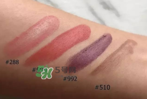 迪奧夾心999多少錢？迪奧夾心999口紅專柜價(jià)格