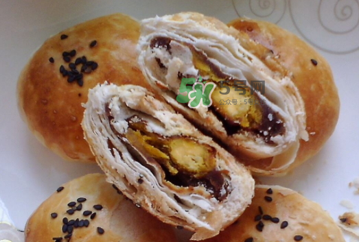 蛋黃酥為什么會(huì)爆開(kāi)？蛋黃酥爆餡是什么原因？