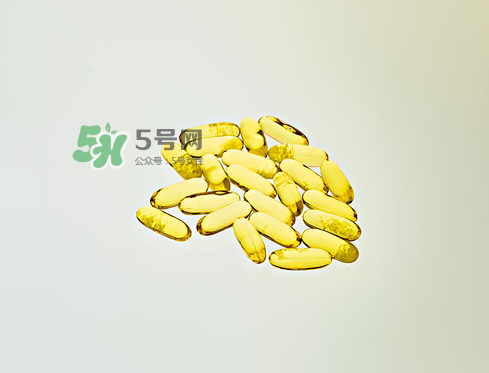 魚肝油可以空腹吃嗎？空腹可以吃魚肝油嗎？