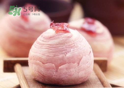 蛋黃酥為什么會開裂？蛋黃酥開裂原因