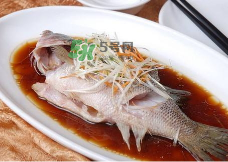 黑魚可以清蒸嗎？黑魚蒸多久？