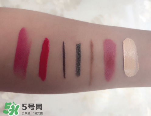 bobbi brown卸妝油好用嗎？芭比波朗卸妝油怎么樣？